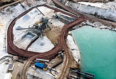 Aerial view of the processing plant with the sand fractionator at the edge of a quartz sand quarry