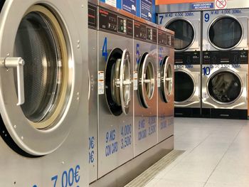 Rental washing machine in room