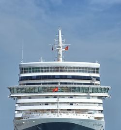 cruise ship