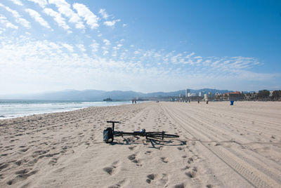 Scenic view of la long beach against sky