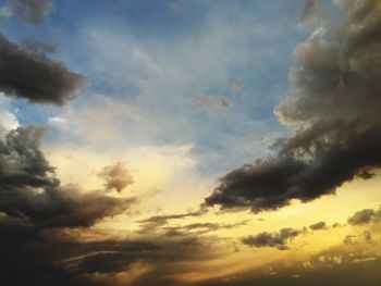 Low angle view of cloudy sky