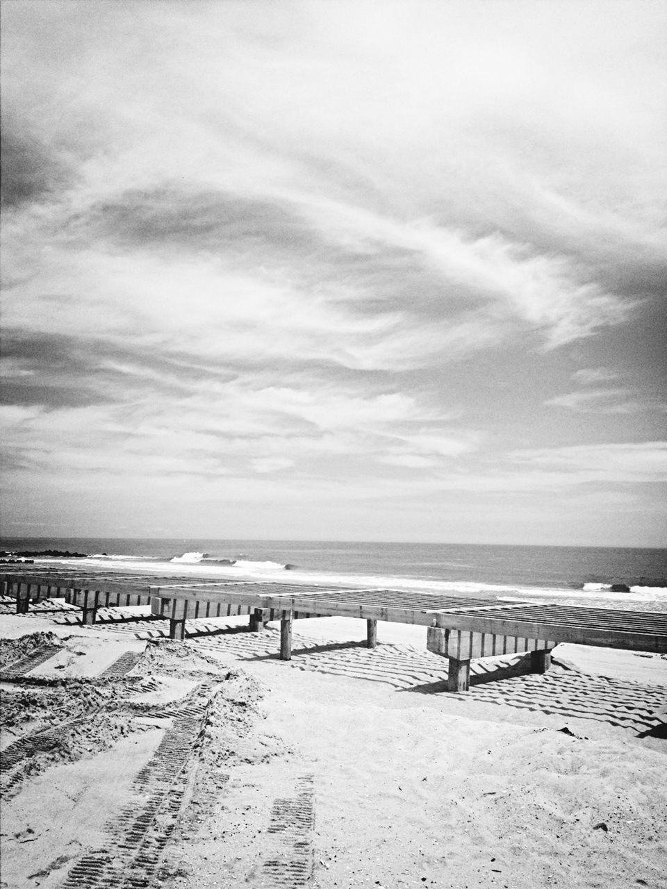 sea, horizon over water, beach, sky, water, tranquil scene, tranquility, scenics, sand, shore, beauty in nature, nature, cloud - sky, cloud, pier, idyllic, the way forward, incidental people, cloudy, day