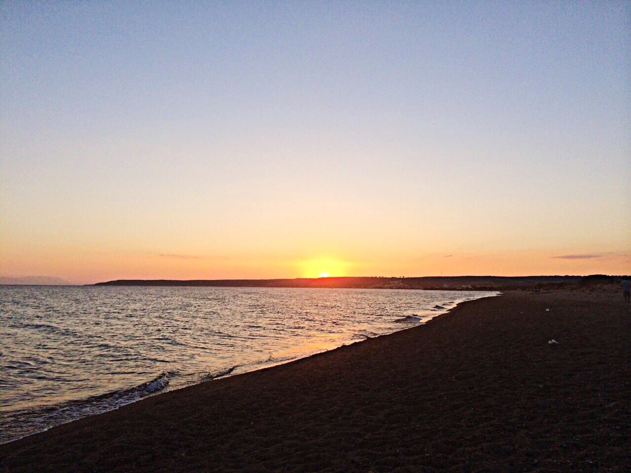 sunset, sea, water, beach, nature, scenics, beauty in nature, tranquil scene, tranquility, horizon over water, idyllic, sky, no people, outdoors, sun, sand