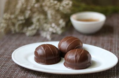 Close-up of dessert in plate on table