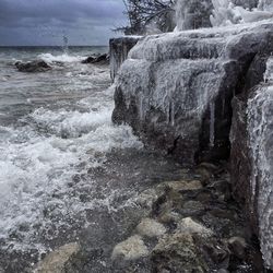 Waves splashing on rocks
