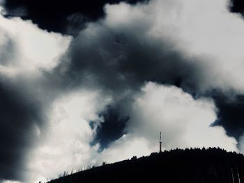 Low angle view of cloudy sky