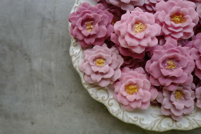 Close-up of pink rose bouquet