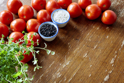 High angle view of tomatoes in bowl on table