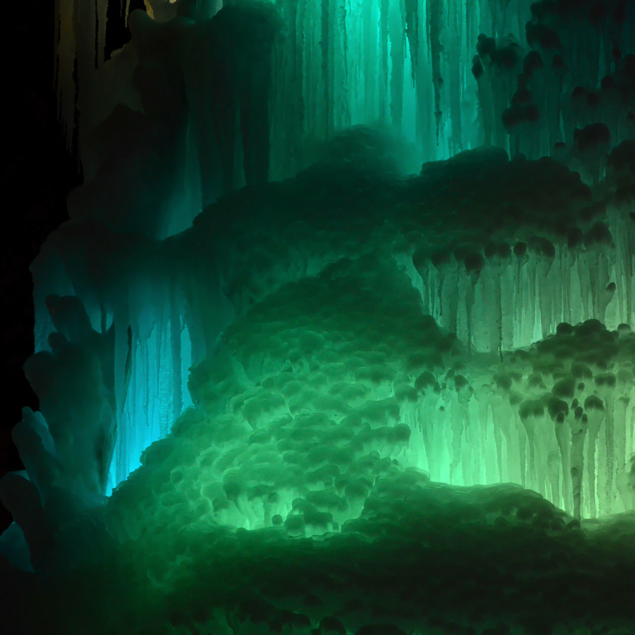 CLOSE-UP OF CAVE IN WATER