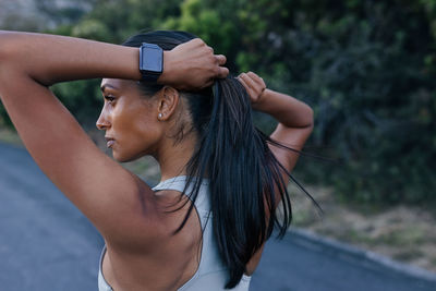 Side view of woman looking away