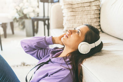 Listening to meditations, e-books and podcasts in your spare time.