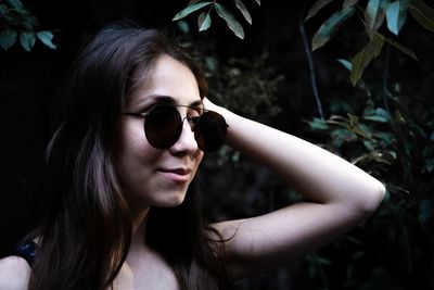 Portrait of woman with sunglasses