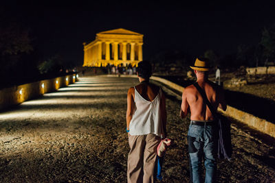 Night view of temple