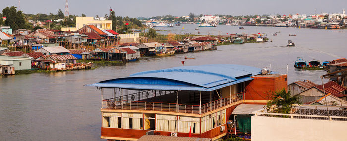 Overview of the mekong river.