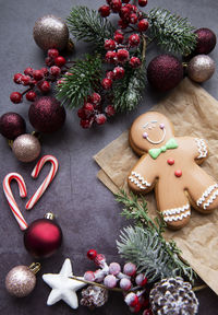 Christmas gingerbread cookies on a dark background. homemade delicious christmas gingerbread