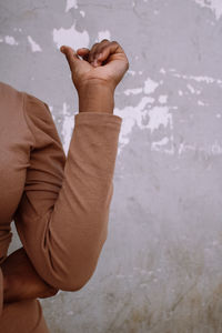 Cropped hand of woman holding hands