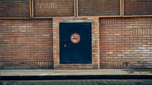 No smoking sign