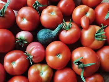 Full frame shot of tomatoes at market