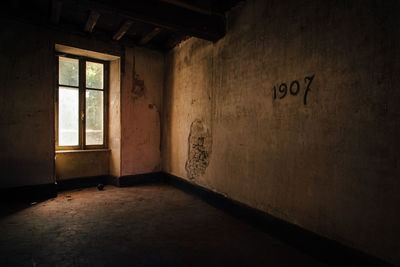 Interior of abandoned building. abandoned room. room from 20ème siècle