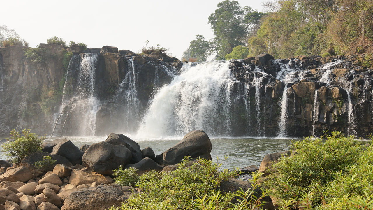 Tad Lo Waterfall