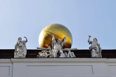 Statue against clear sky