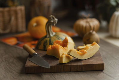 Chopped pumpkin on cutting board