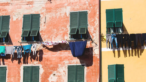 Clothes drying against buildings