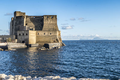 Castle dell'ovo in naples