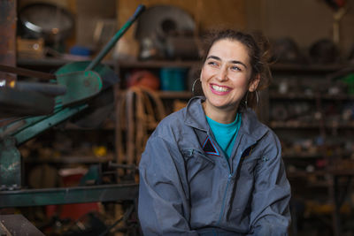 Portrait of a smiling woman