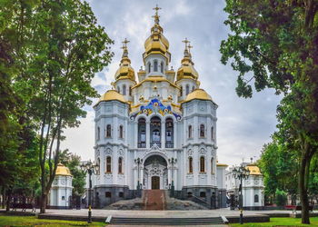 Church of the holy myrrh-bearing women in kharkiv, ukraine on a summer day