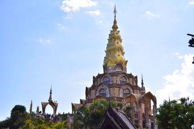 Panoramic view of temple building against sky