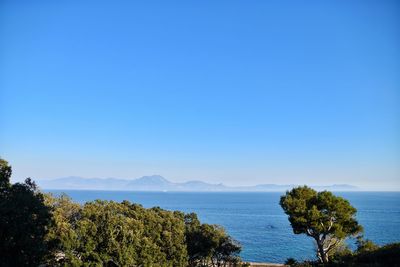 View of naple's gulf and sorrento's peninsula from the presidential residence  of villa roseberry 