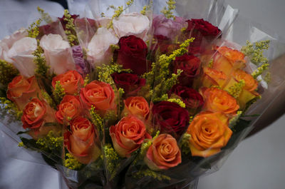 High angle view of roses bouquet