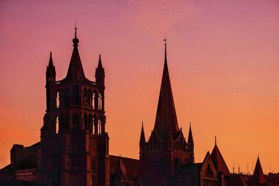 Lausanne cathedral sunrise 