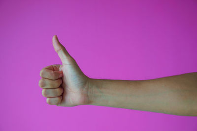 Close-up of human hand