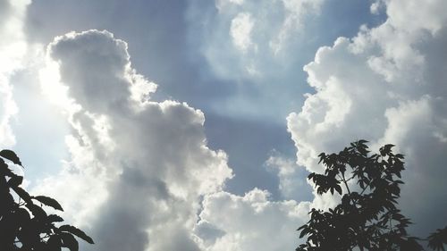 Low angle view of cloudy sky