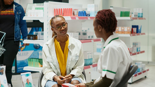 Portrait of doctors in laboratory