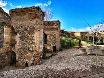 Old ruins against sky