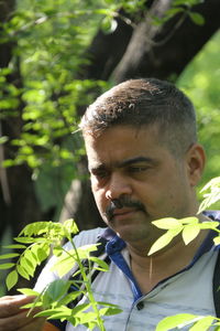 Portrait of man wearing sunglasses