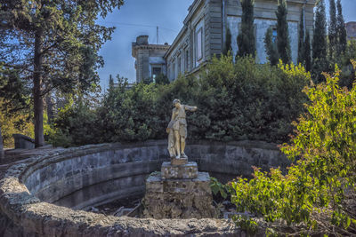 Statue of historical building