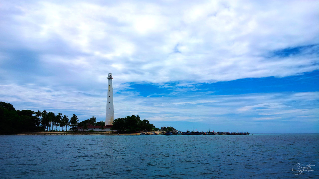 water, tree, sky, travel destinations, nature, waterfront, no people, outdoors, sea, cloud - sky, beauty in nature, day, statue, architecture