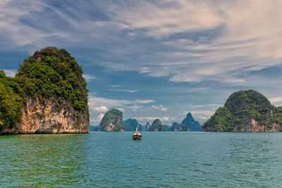 Scenic view of bay against sky
