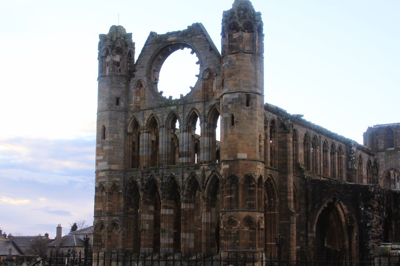 LOW ANGLE VIEW OF OLD RUIN BUILDING