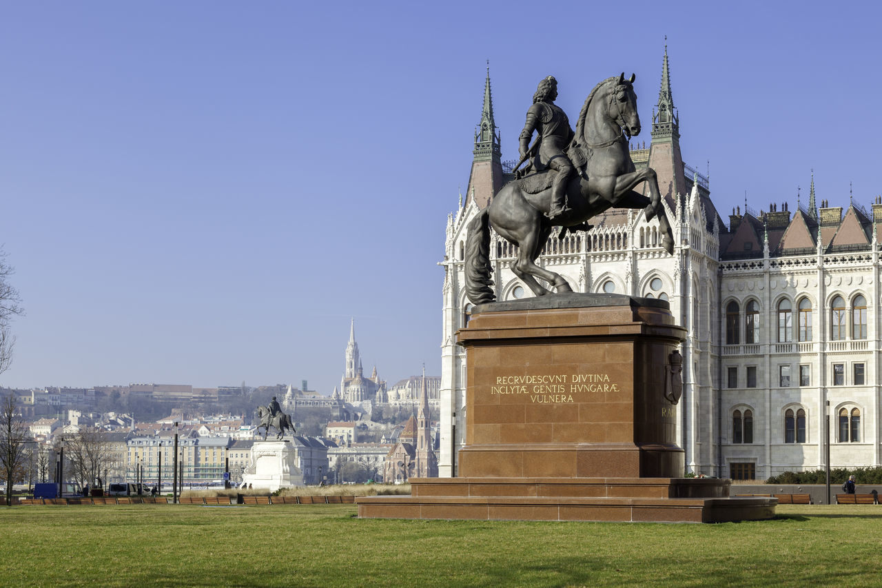 Statue of Francis II Rákóczi