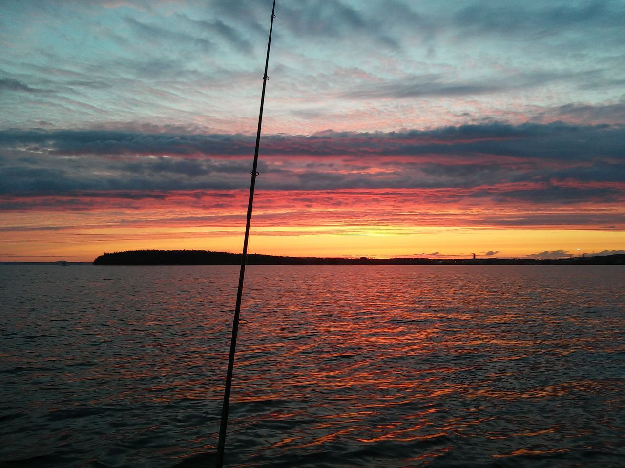 sunset, water, sky, scenics, tranquil scene, tranquility, beauty in nature, sea, orange color, silhouette, cloud - sky, reflection, nature, idyllic, rippled, cloud, horizon over water, dramatic sky, cloudy, waterfront