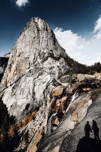 Couple silhouette at the summit of a hike at yosemite national park