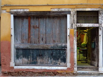 Open door and windows in decay 