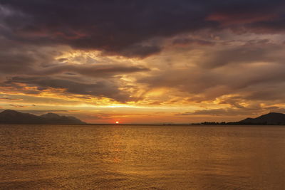 Beautiful cloudy sunset over the sea, opuzen, croatia