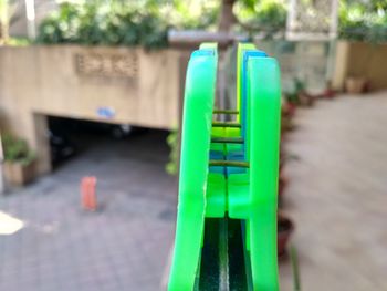 Close-up of green leaf