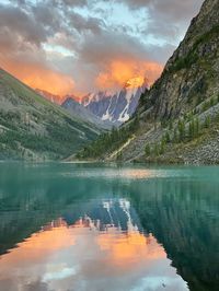 Beautiful sunset on shavlinskoe lake